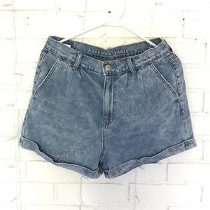 Size 8, American Eagle Mom Shorts